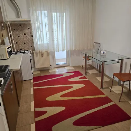 Ultracentral Apartment Cuza Voda Ploiesti Exterior photo