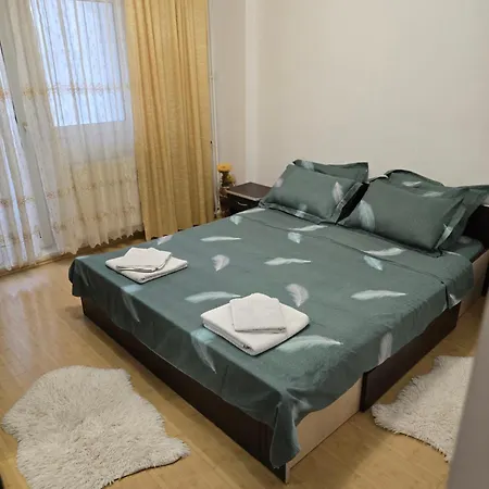 Ultracentral Apartment Cuza Voda Ploiesti Exterior photo